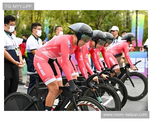 “大美里耶”自行车赛两日双赛落幕,张婷婷女子公路组折桂 “大美里耶”自行车赛两日双赛落幕,张婷婷女子公路组折桂